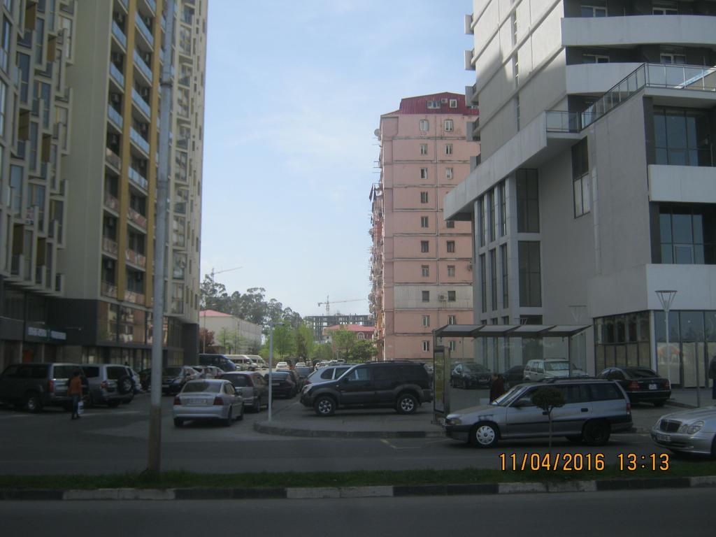 Mindia'S Apartment Batumi Exterior foto